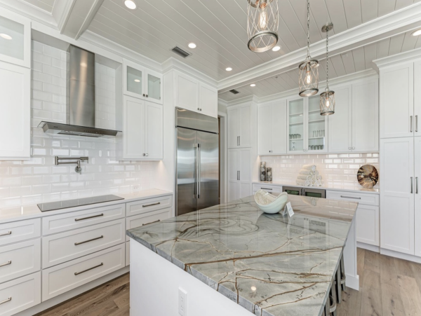 Anna Maria Island Beachfront Condo Rental - Luxury 4-Bedroom Gulf-View Vacation Condo with Pool and Spa